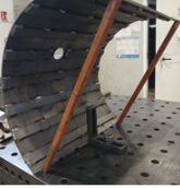 Componente cilindrico in Hardox assemblato da lamiere calandrate